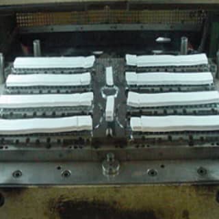 Rubber cleaner sheet loading